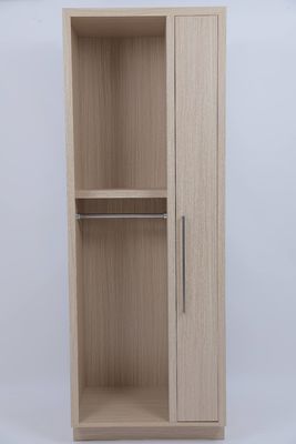 購入 フリースタンド キャビネット ホテルヒルトン用の現代的な木製キャビネット オンライン製造