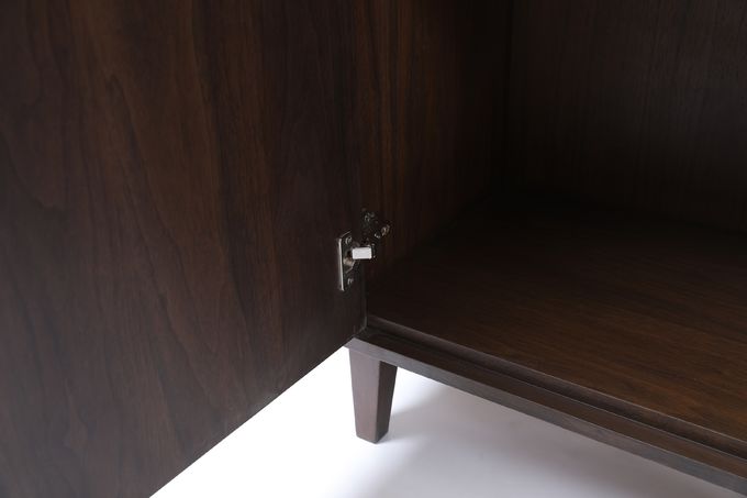 現代家の家具の食堂の両開きドアのサイドボードのキャビネット 3
